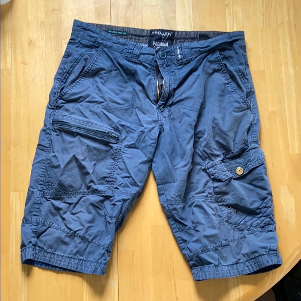 Men’s cargo shorts